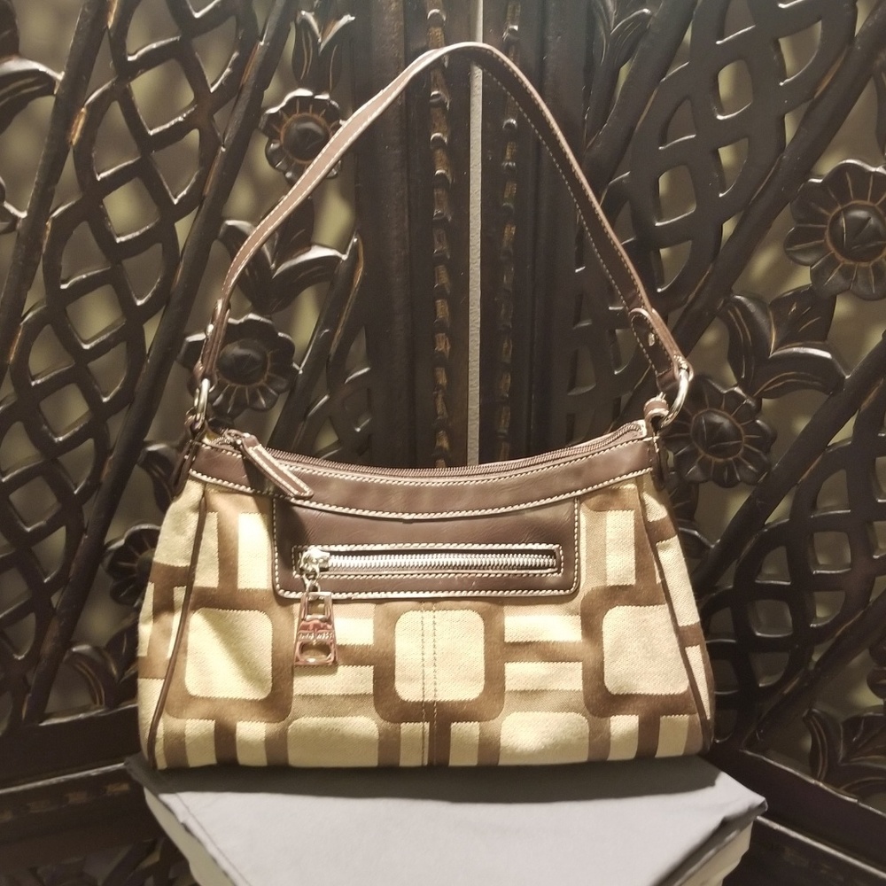 Nine West purse